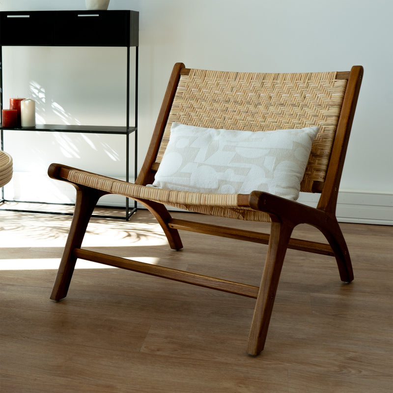 Fauteuil Kilka en teck et tressage chevron