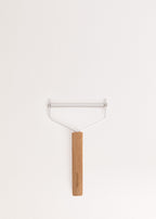 Kitchenware Essentials - Fil A Fromage Avec Manche En Bois D'Acacia