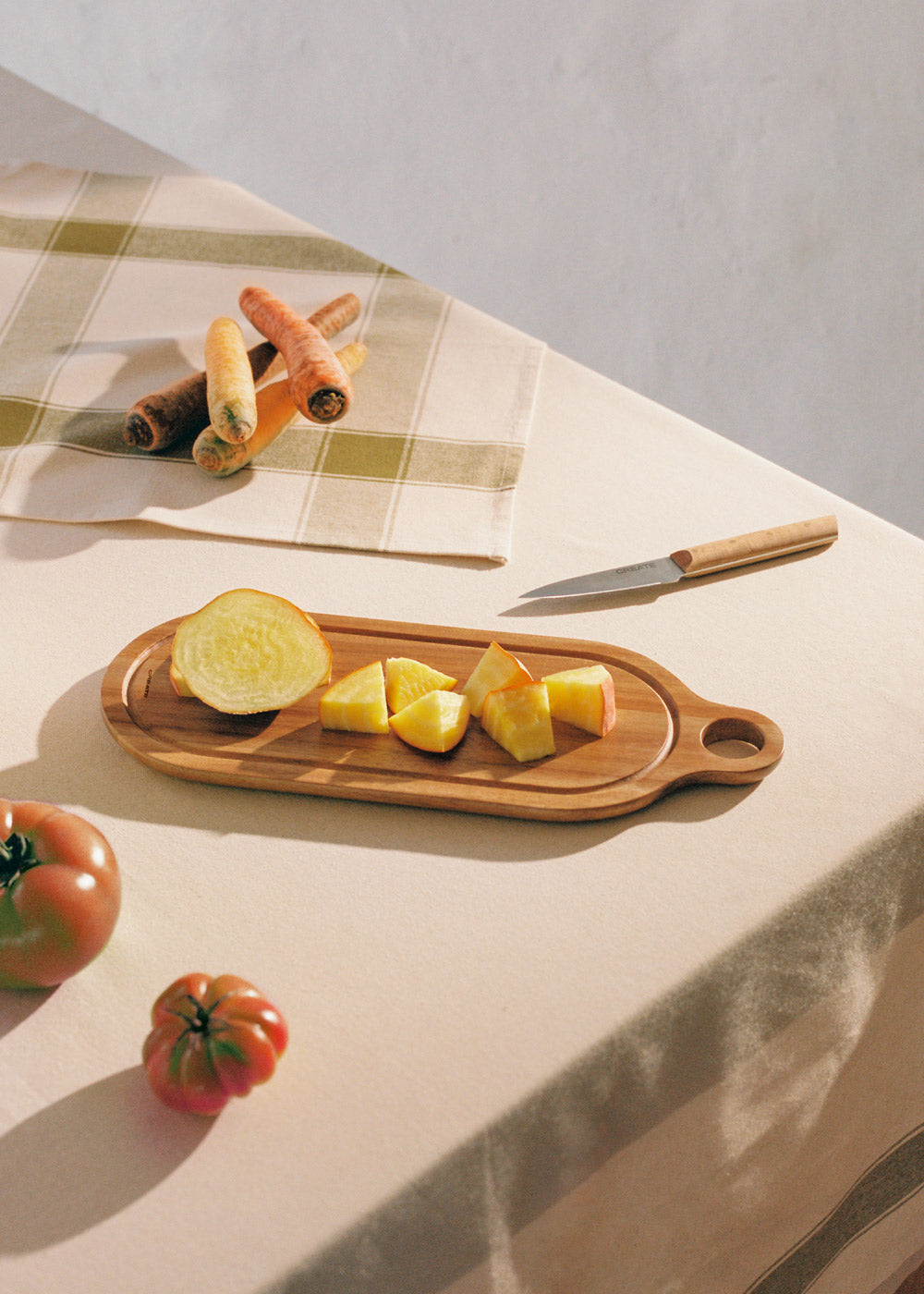 Kitchenware Essentials - Tabla De Cortar De Madera De Acacia - Larga