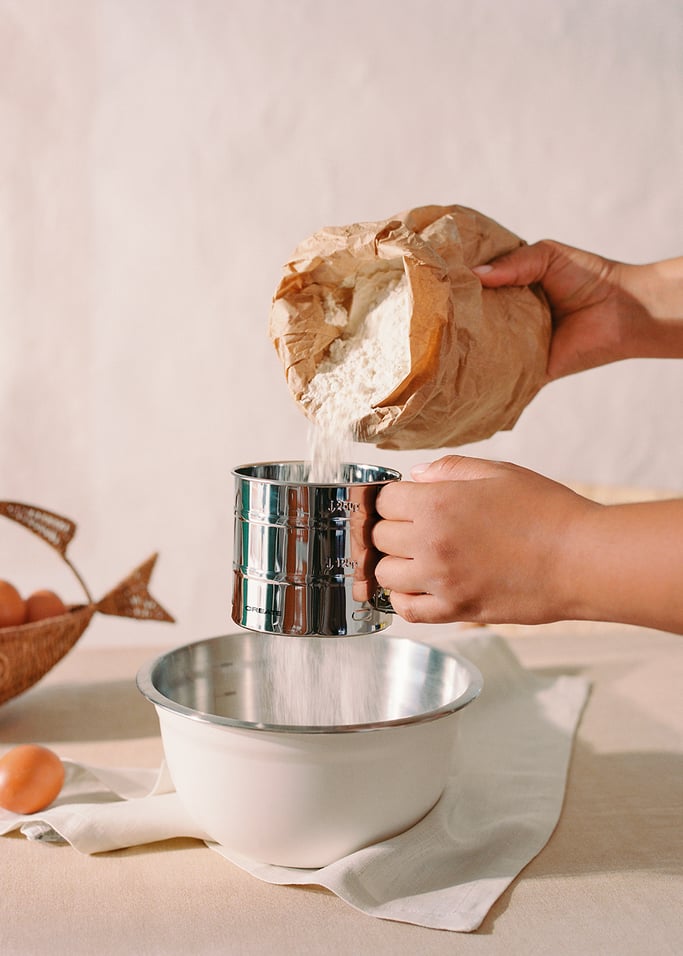 Kitchenware Essentials - Flour Sieve
