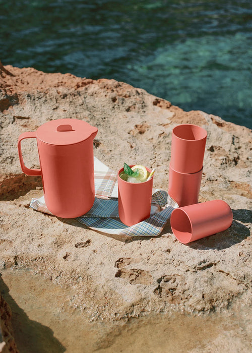 Menaje Outdoor Eco - Jarra Servicio 2L + 4 Vasos 500ml - Terracota