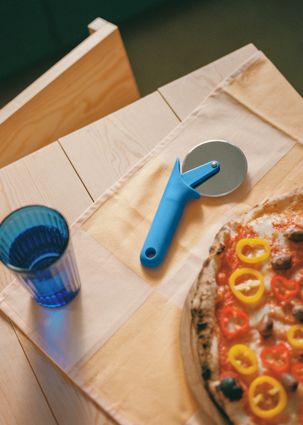 Kitchenware Studio - Cortador De Pizza - Azul Cobalto