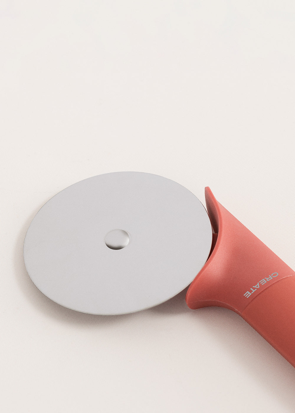 Kitchenware Studio - Cortador De Pizza - Terracota