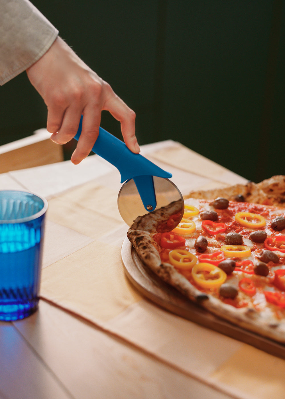 Kitchenware Studio - Cortador De Pizza - Azul Cobalto