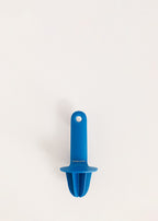 Kitchenware Studio - Exprimidor Manual - Azul Cobalto
