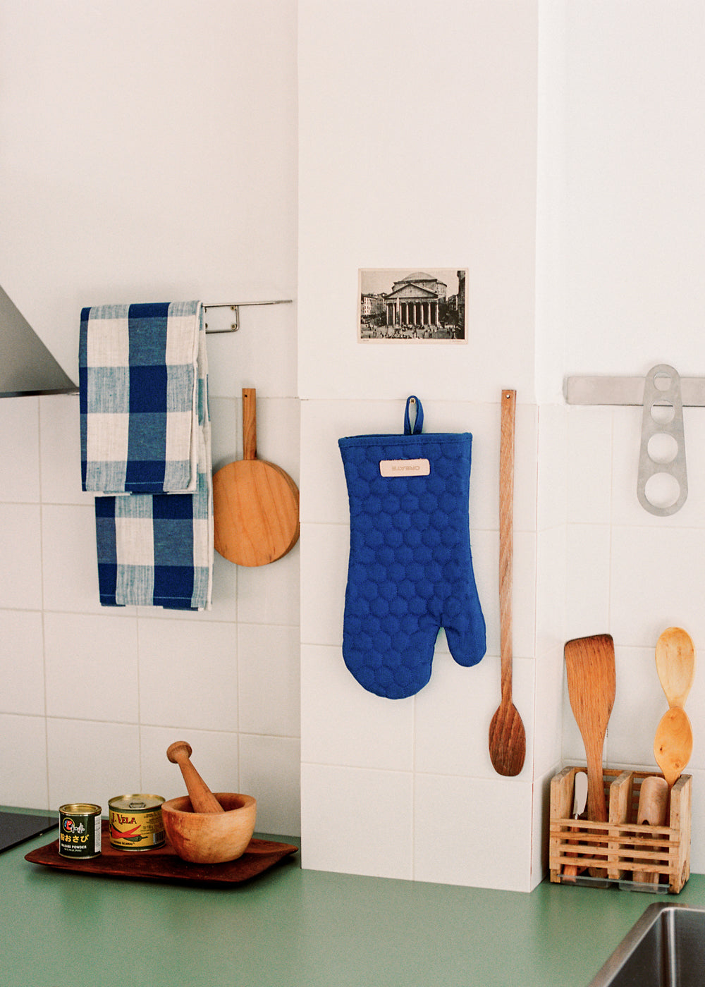 Kitchenware Studio - Oven Gloves - Cobalt Blue