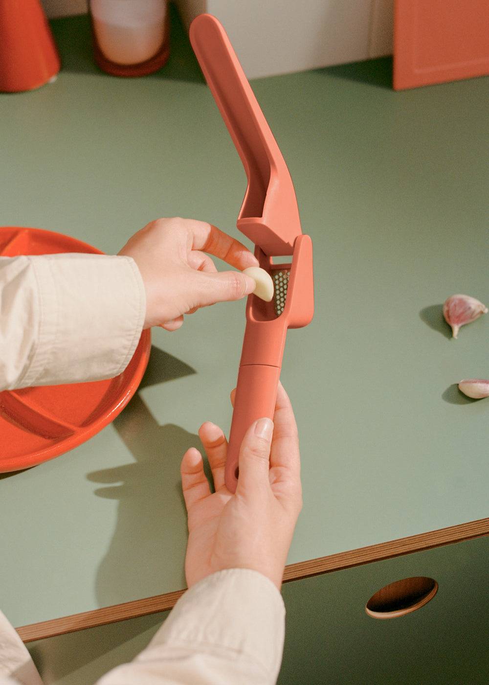 Kitchenware Studio - Presse-Ail - Terracotta