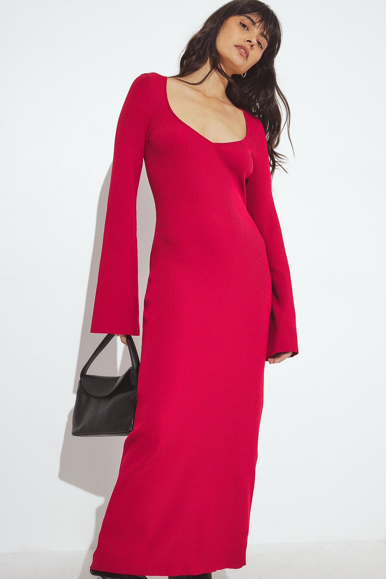 Fine Knitted Trumpet Sleeve Midi Dress Rouge