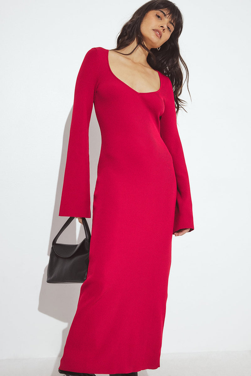 Fine Knitted Trumpet Sleeve Midi Dress Rouge