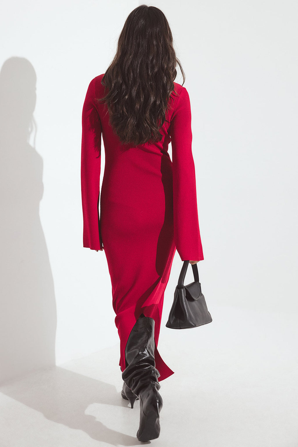 Fine Knitted Trumpet Sleeve Midi Dress Rouge