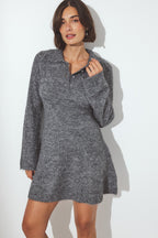Robe Courte Évasée En Maille Gris