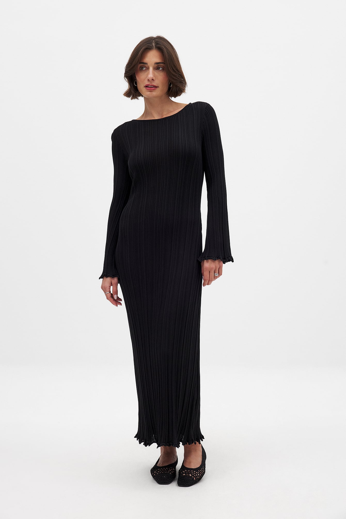 Robe Longue En Maille À Encolure Ronde Et Volants Noir