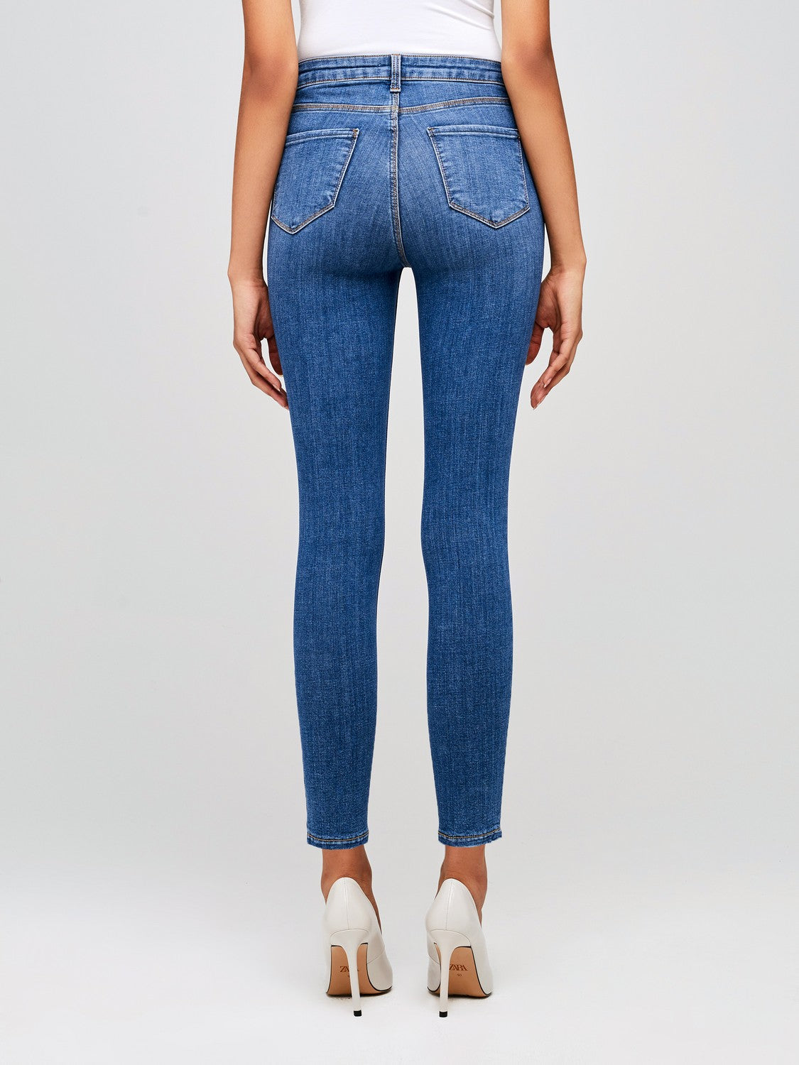 Margot skinny de tiro alto