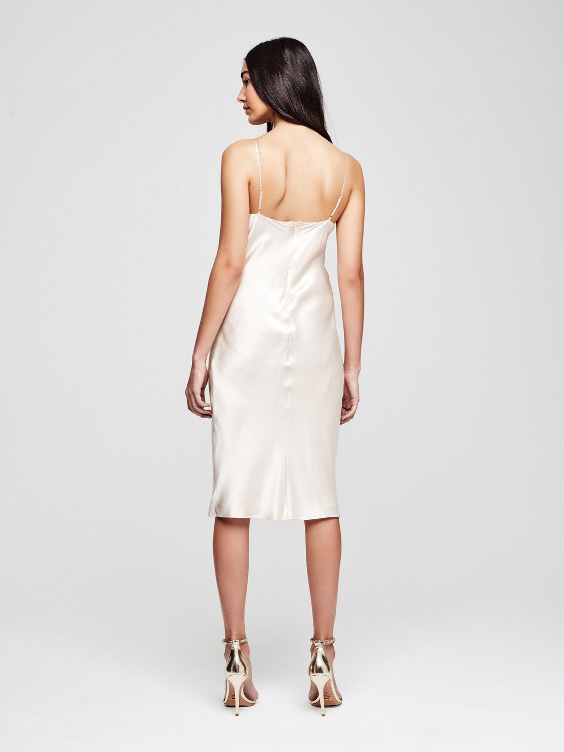 Jodie Vestido lencero con escote en V