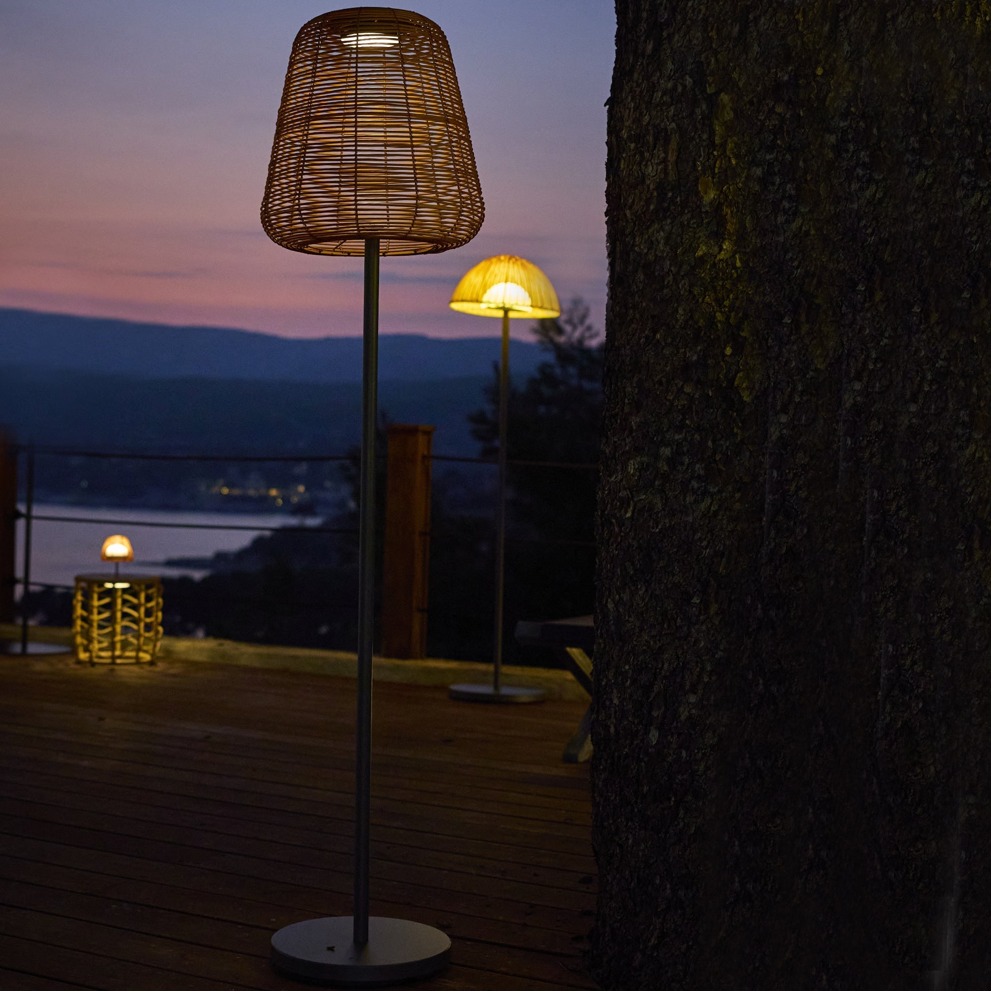 Boheme Tall - Solar Floor Lamp - Polyrattan - Brown