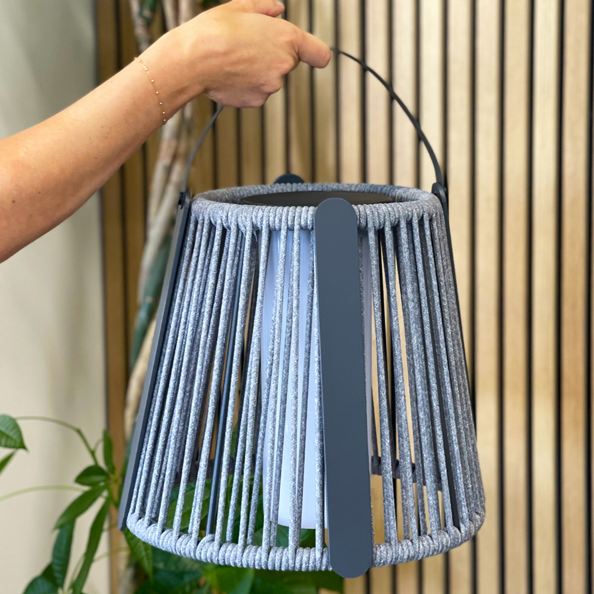 Rayglow - Solar Floor Lamp - Steel - Grey