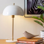 Waved Dome - Lámpara de mesa - Metal y mármol - Blanco