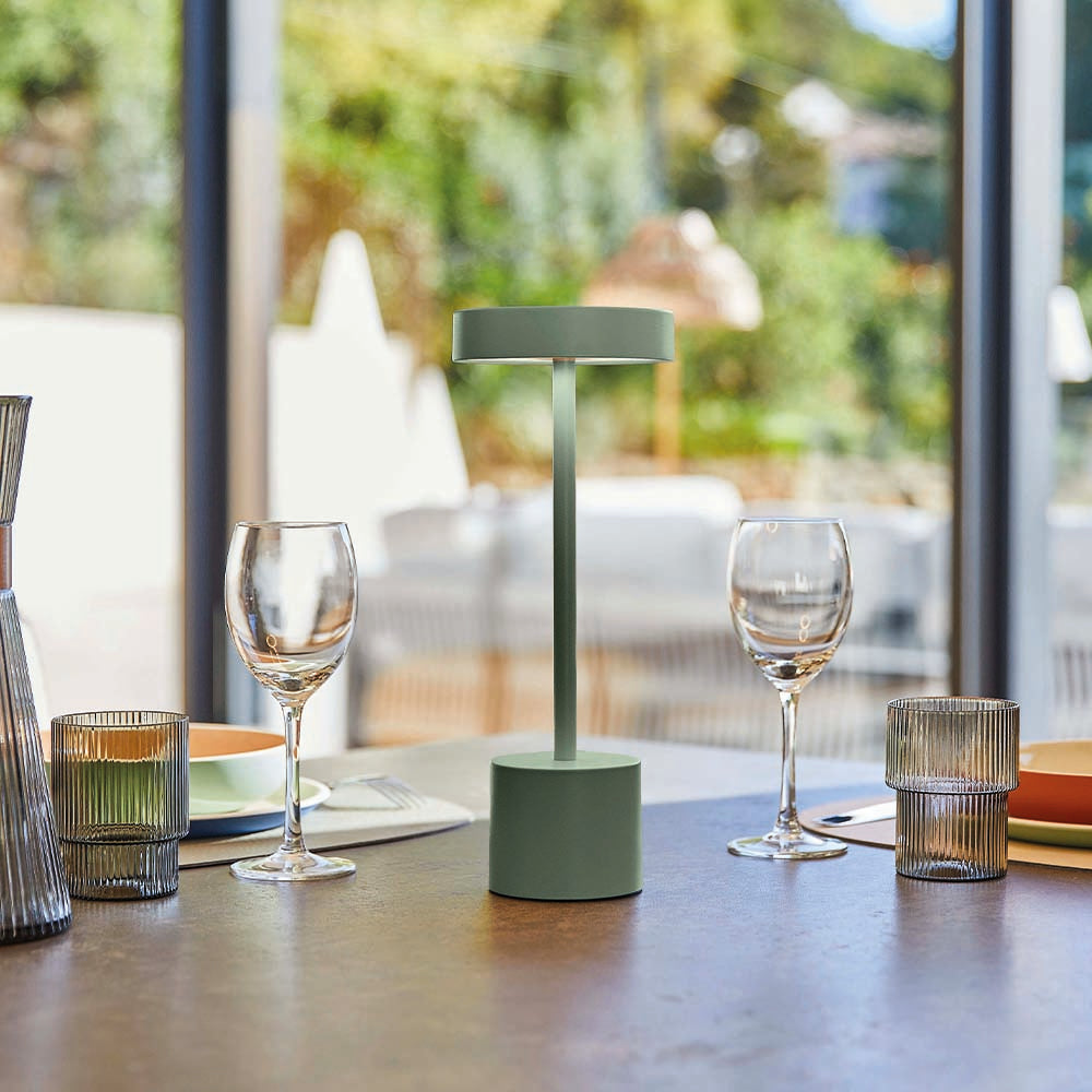 Roby - Lámpara de mesa inalámbrica - Acero - Verde