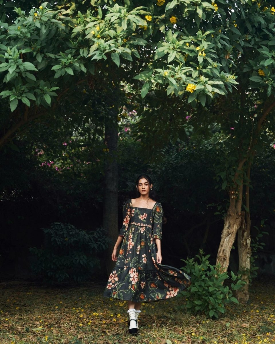 Robe Larissa
