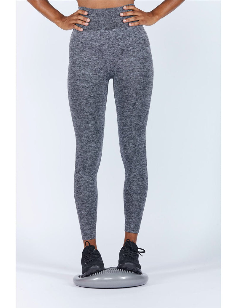 Leggings deportivos push up para mujer vistos desde atrás