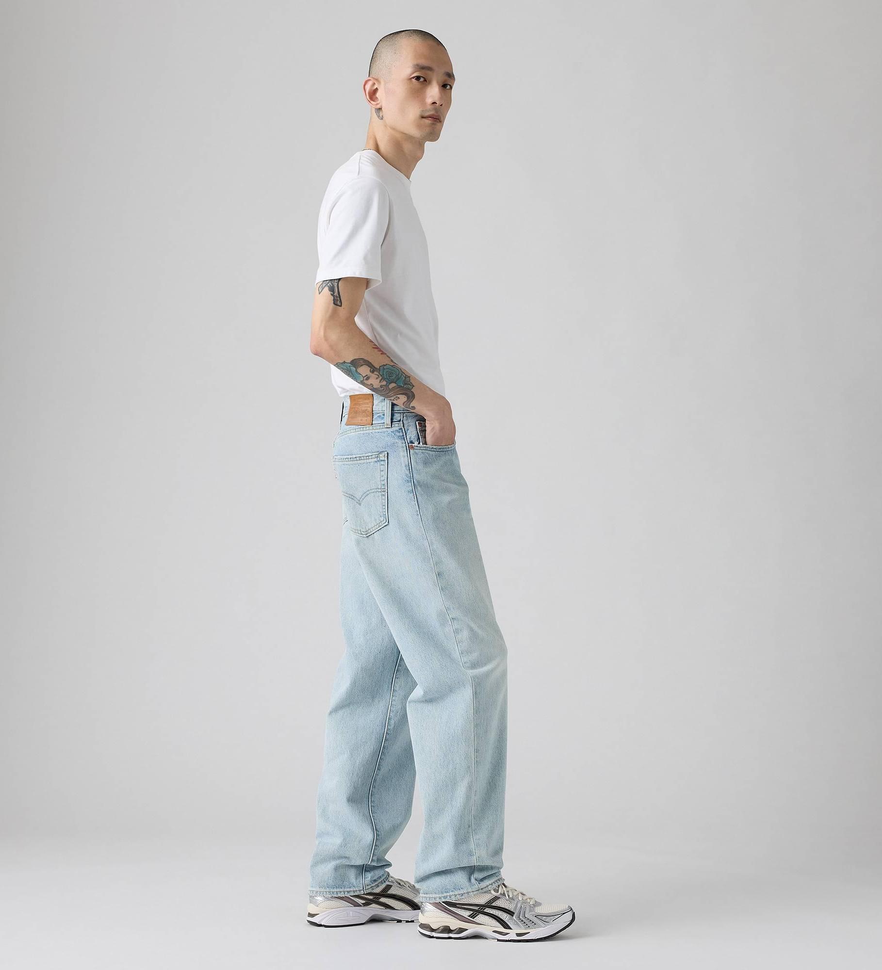 568™ Loose Straight Jeans