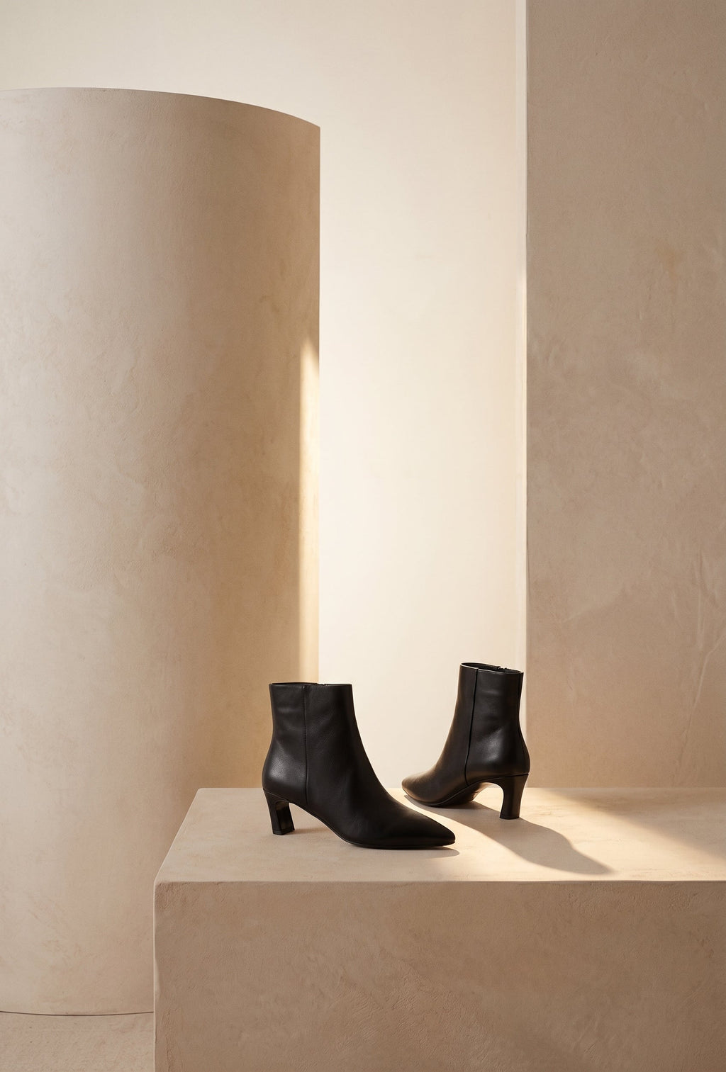 Linda Boots - Black
