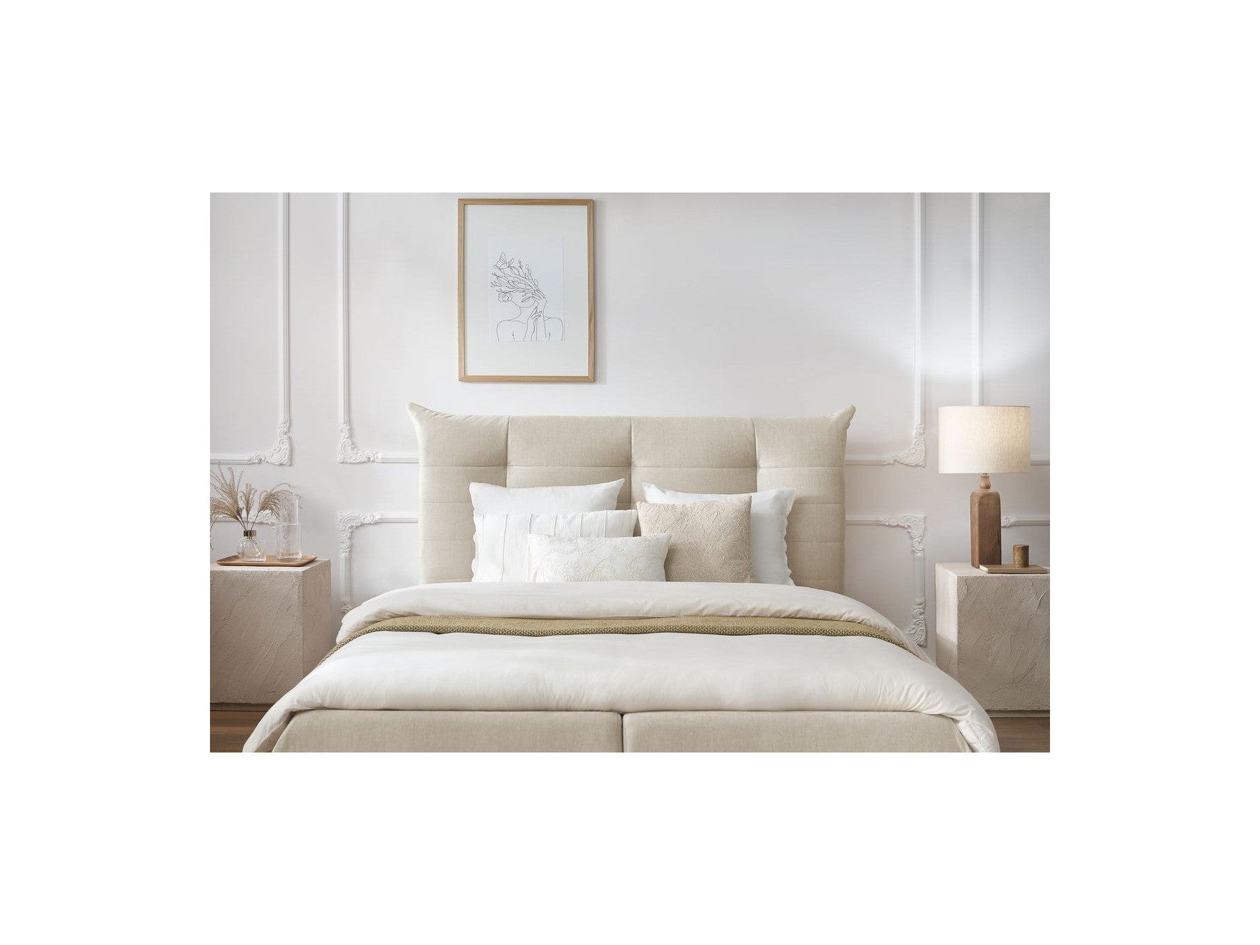 Clothilde - Storage Bed