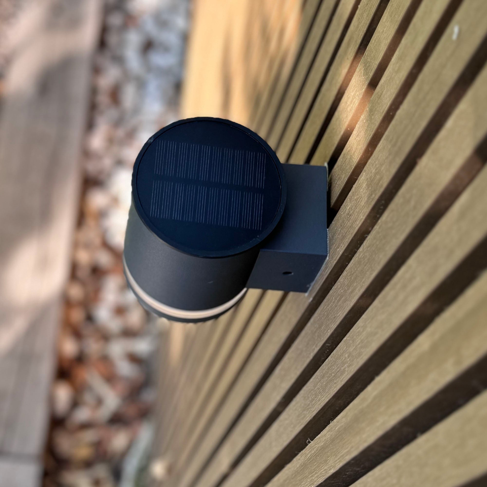 Helio - Aplique solar decorativo - Acero - Negro