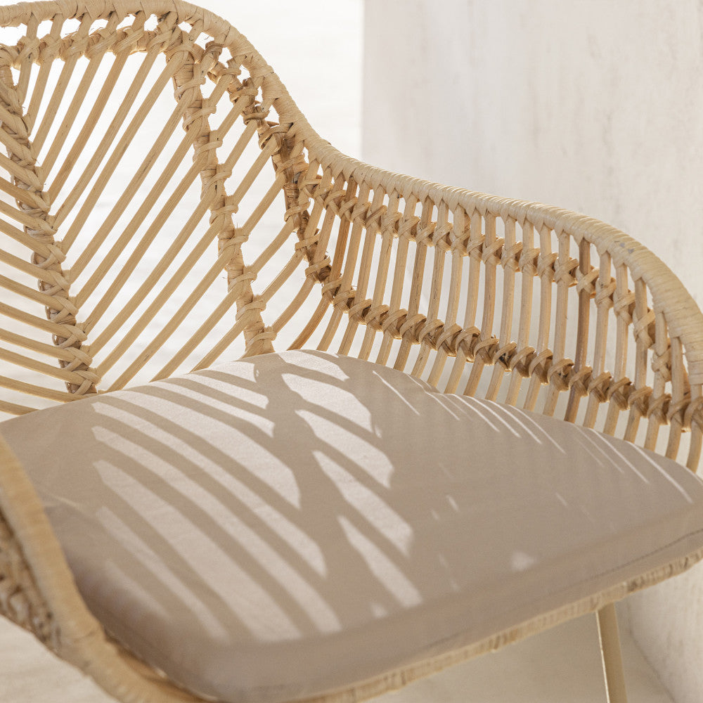 Nunuhai - Set of 2 Bar Stools - Rattan - Beige