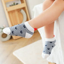 Chaussettes rayure en coton pour enfant à motif cœur | Chaussettes douces et confortables | Disponibles dans une variété de couleurs et de motifs | Un cadeau idéal pour les enfants de tous âges