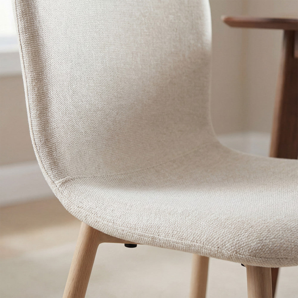 Gaston - Lot De 2 Chaises - Tissu Piètement Effet Bois - Beige