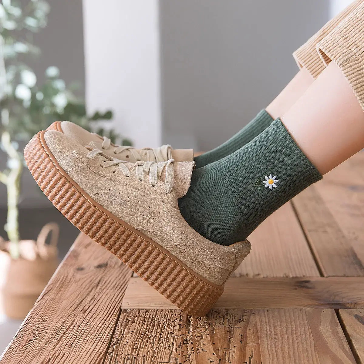 Lot de 5 chaussettes hautes avec marguerite brodée