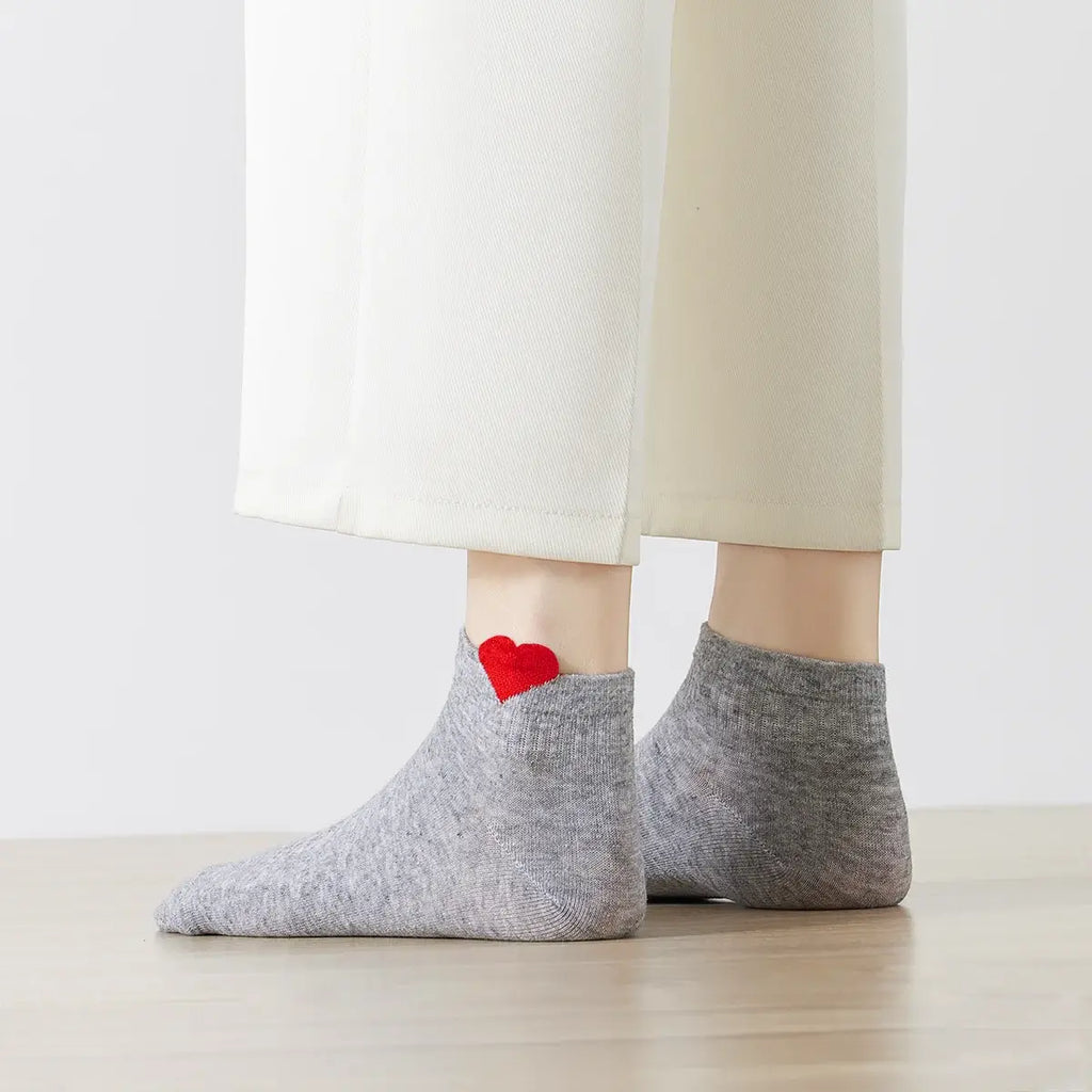 Lot de 5 chaussettes unies avec petit cœur brodé