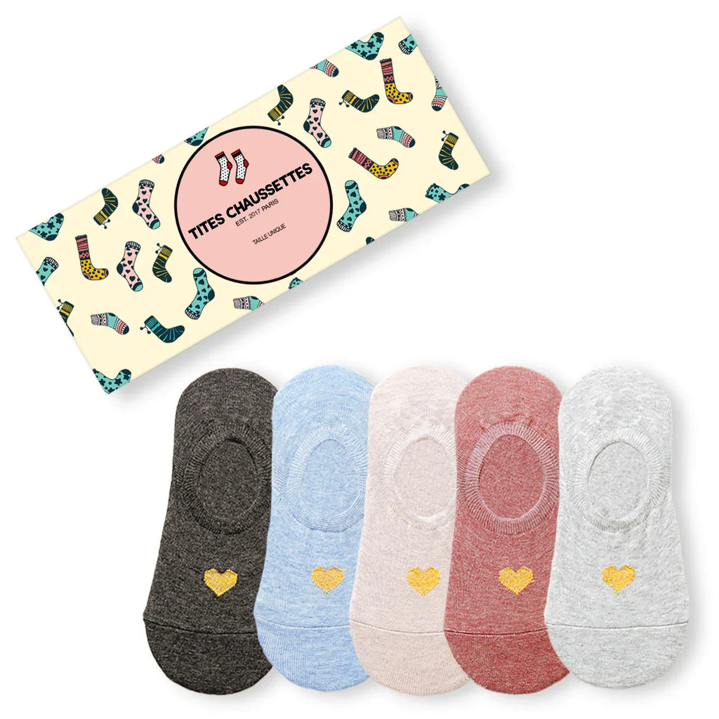 Lot de 5 socquettes invisibles cœur doré. Douces, antiglisse, élégantes. Parfaites pour un look discret, confortable et raffiné durant l’été.