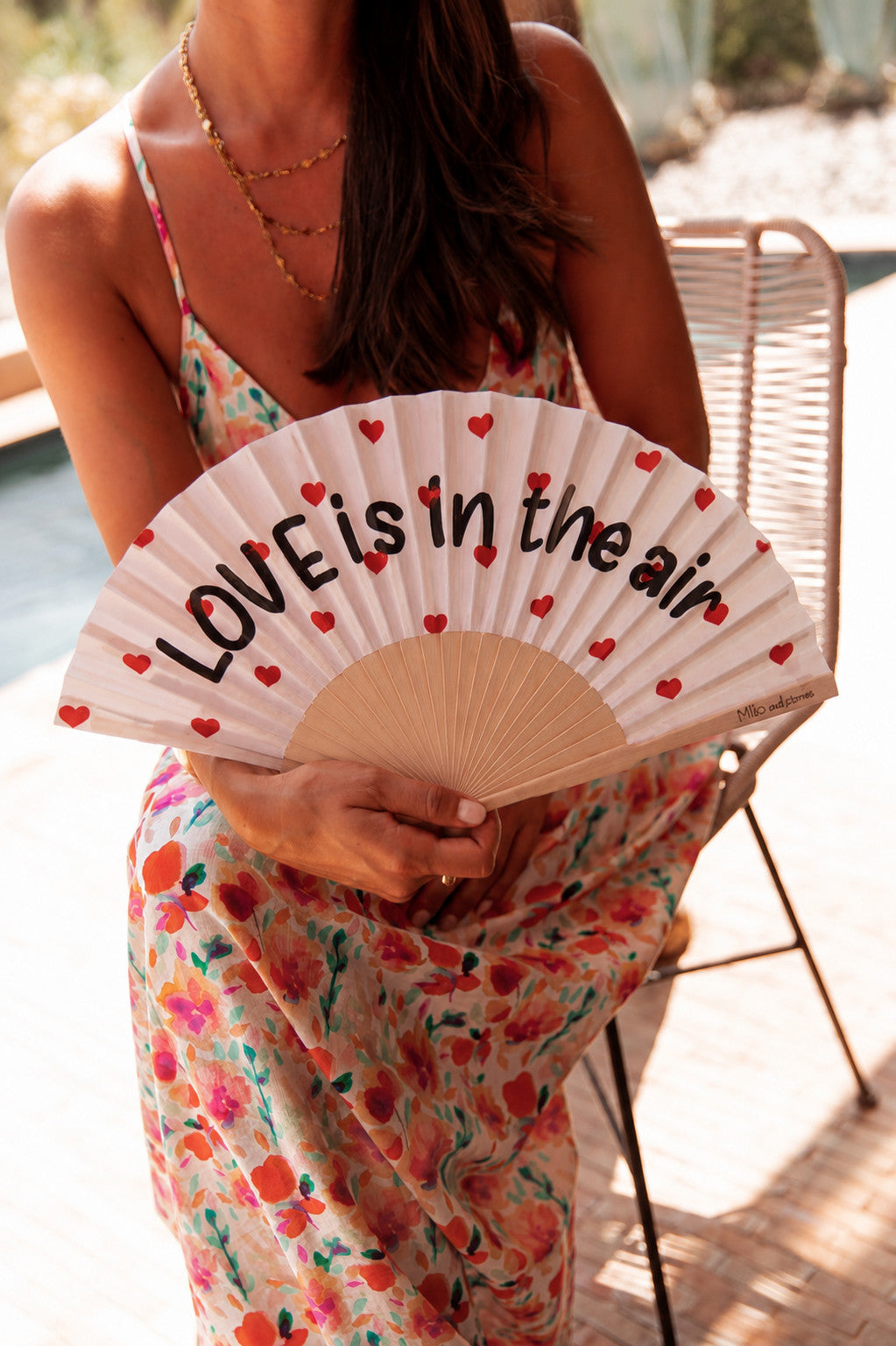 LOVE IS IN THE AIR - Éventail