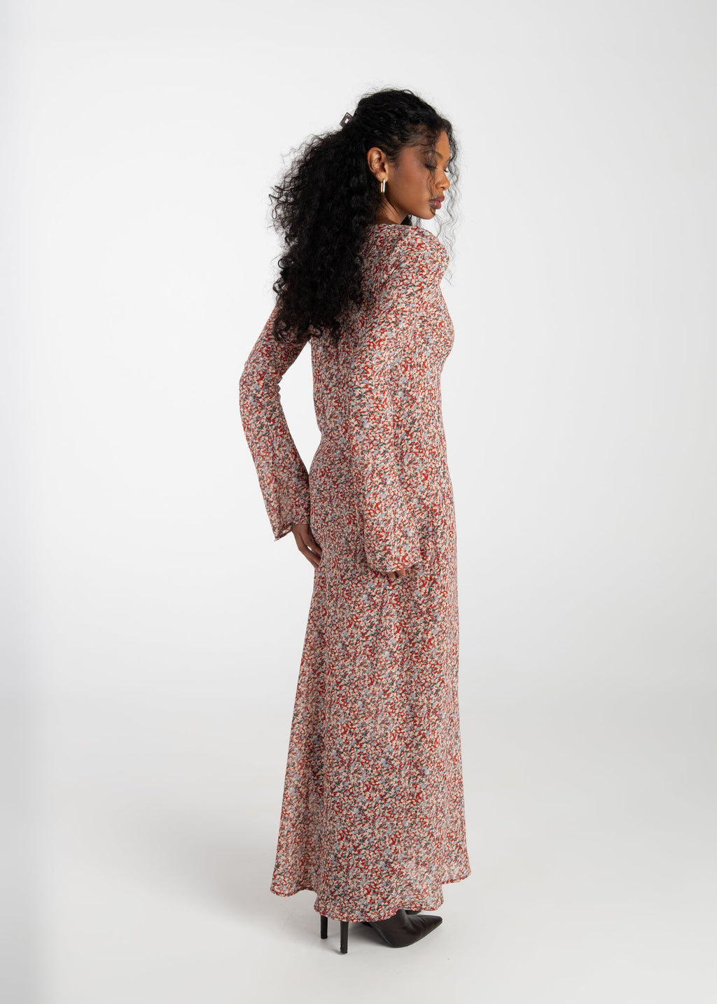 Robe Juliette Bias Cut Bell Sleeve Maxi – Red Floral