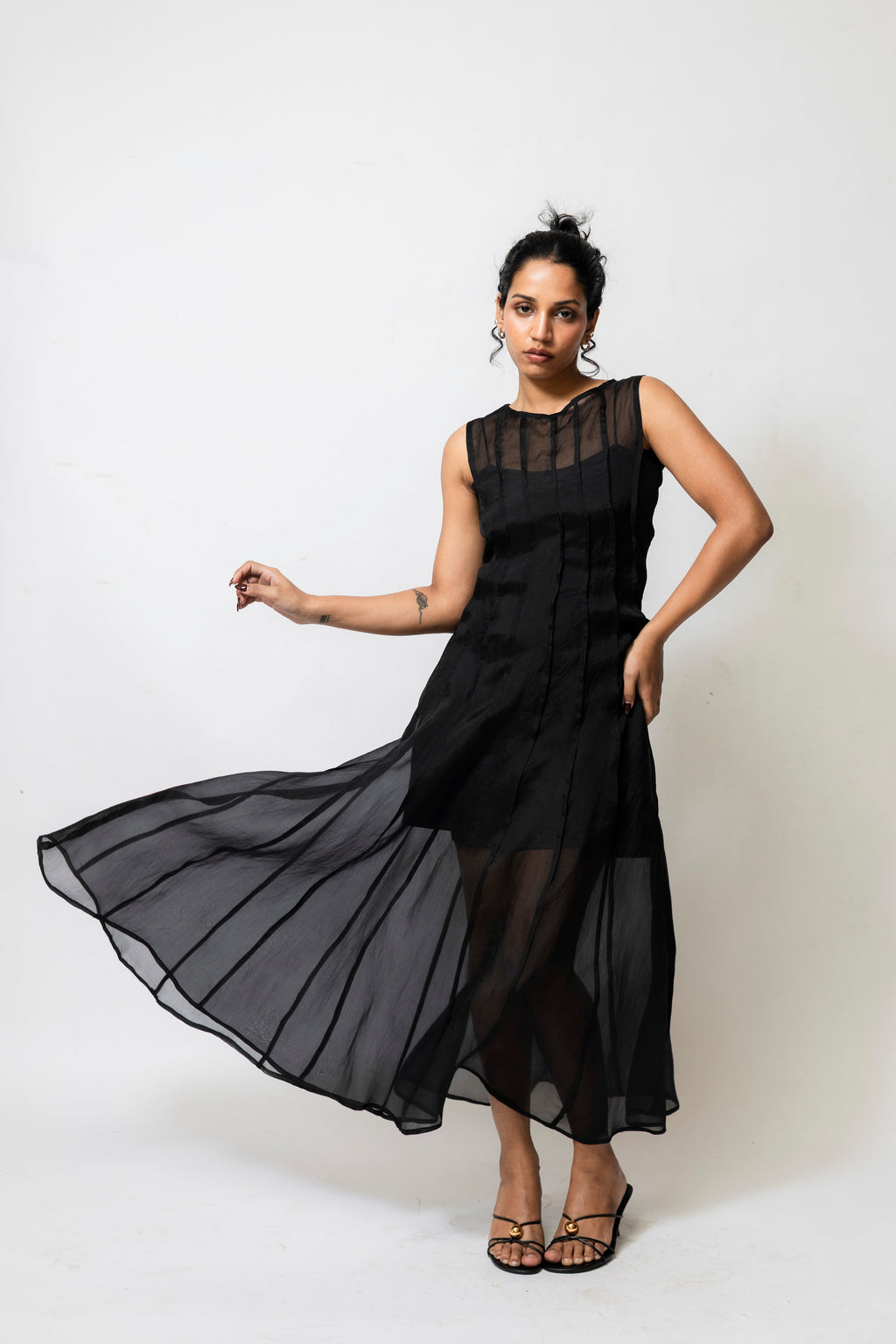 Robe Lulu - Black