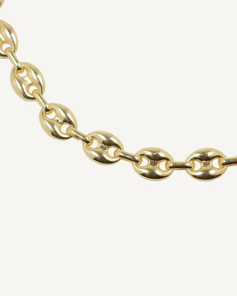 Collar de granos de café de oro