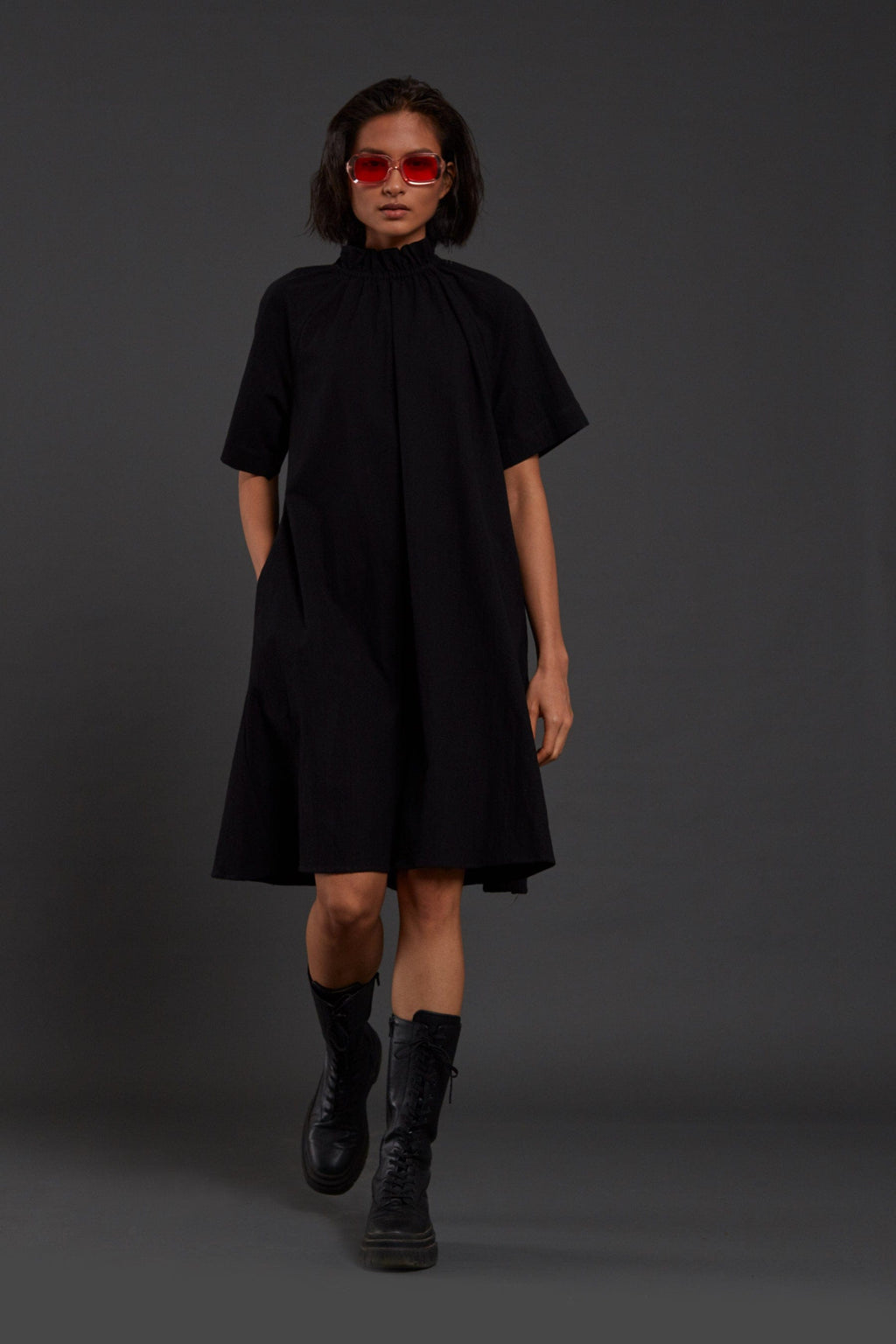 Robe Sutton - Black