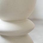 Maupiti - Table D'Appoint Ronde Blanche En Fibre D'Argile Effet Béton