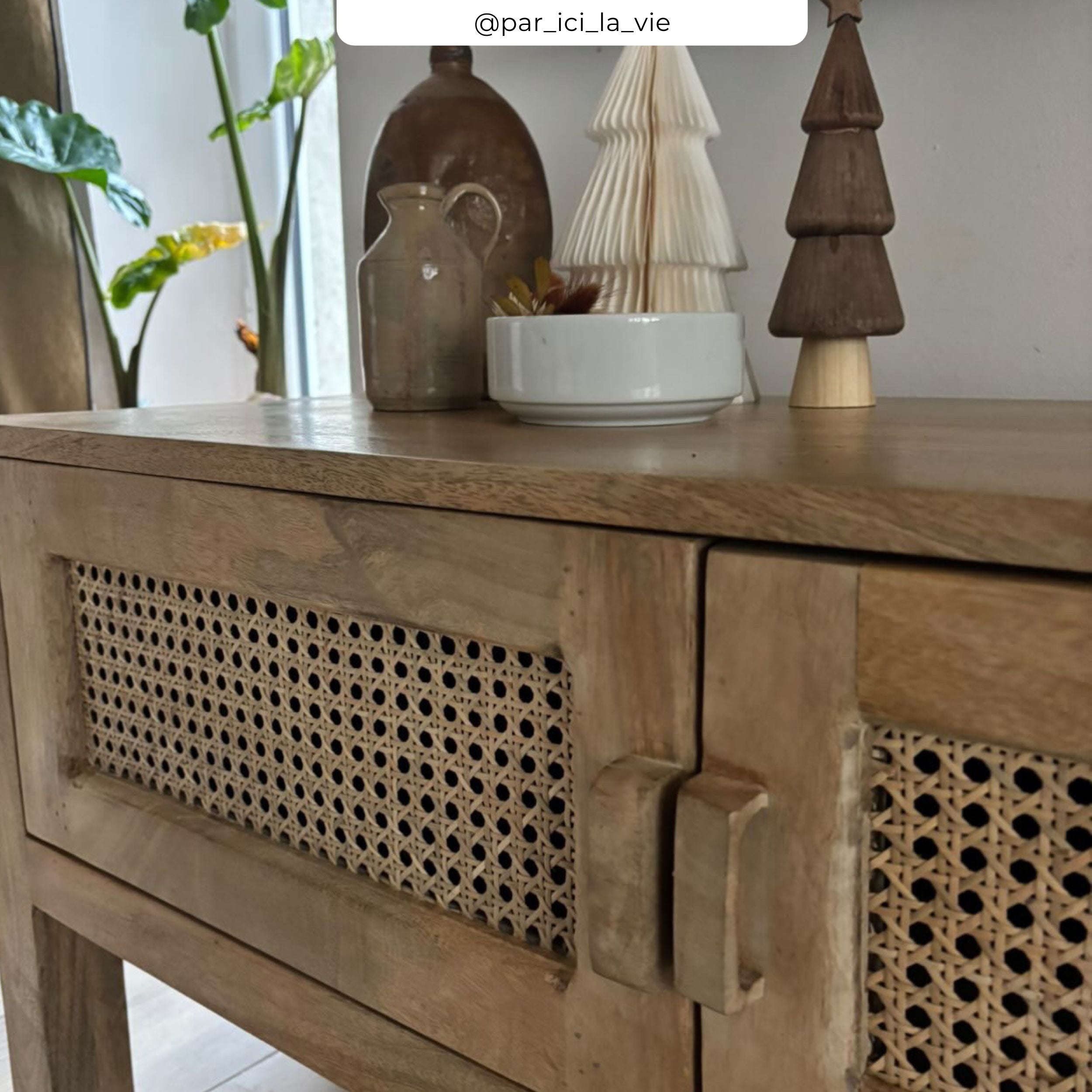 Tiki - Meuble Tv En Bois De Manguier Et Cannage