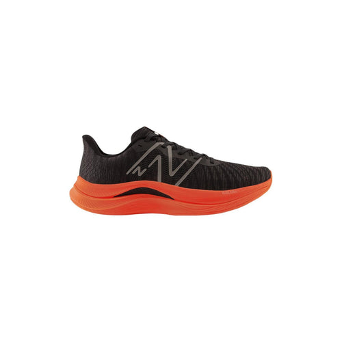 Running Proppel V4 - Noir