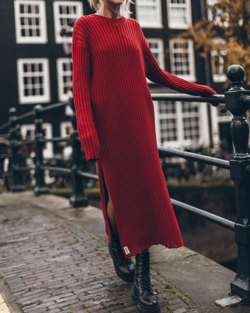 Robe The Red Knit Longsleeve