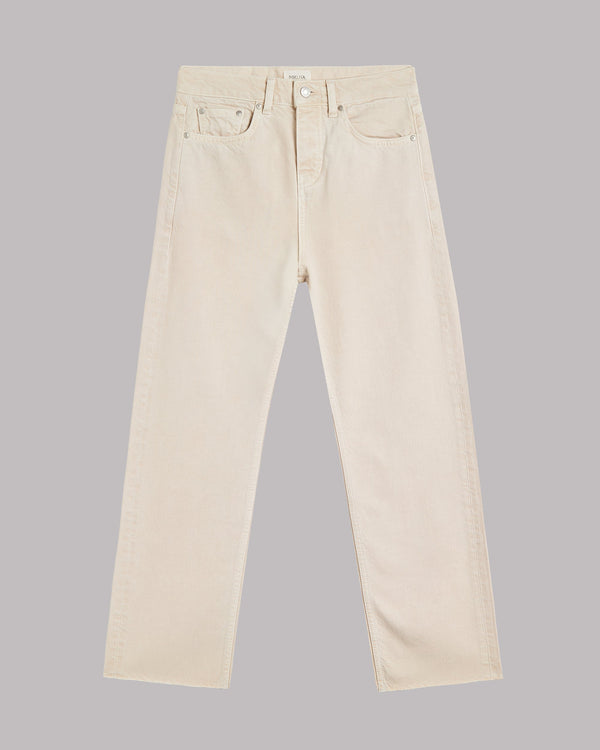 Los vaqueros cortos beige