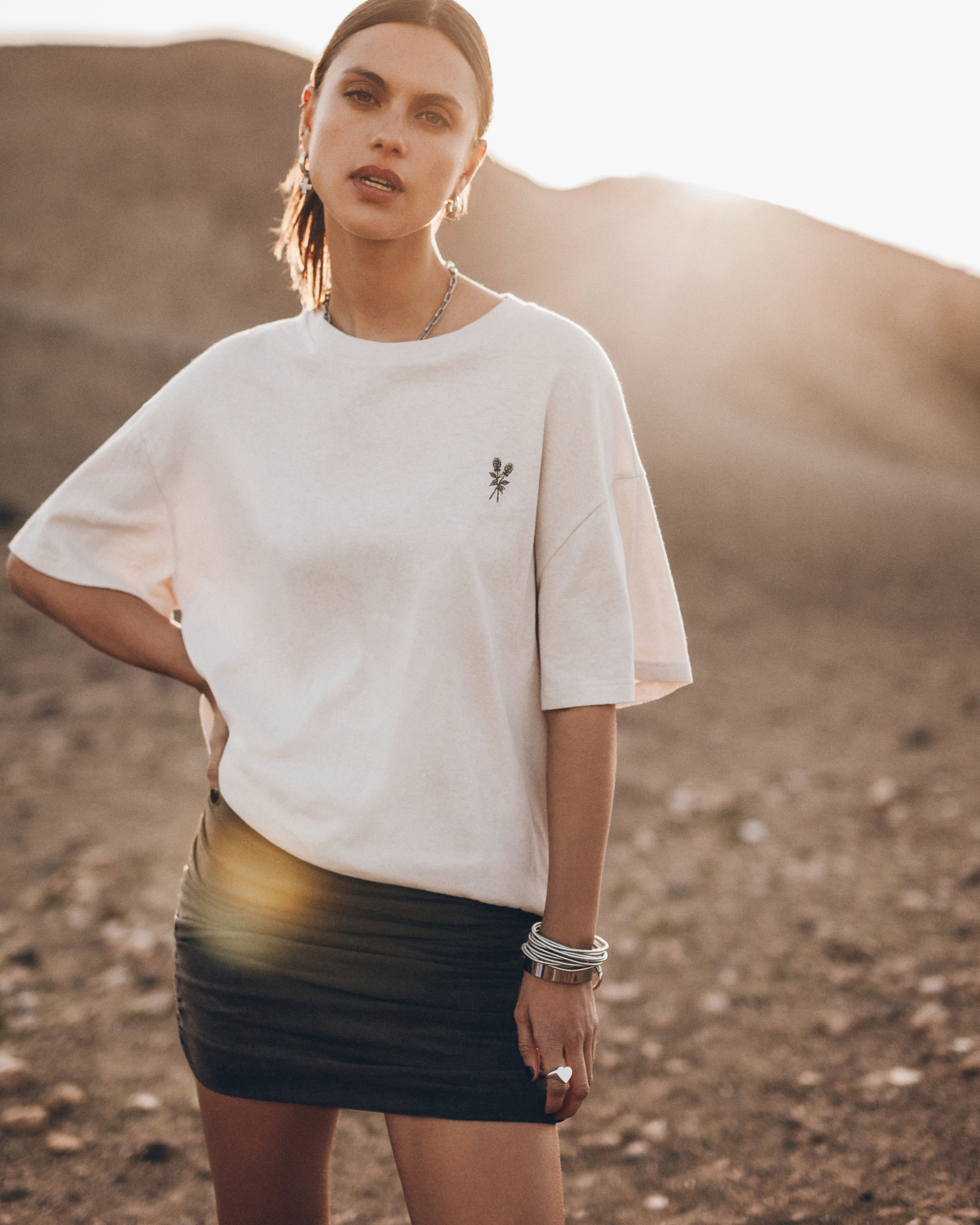 The Roses Oversized Shirt The Dark Faded Short Ruched Skirt Desert California - Product photo