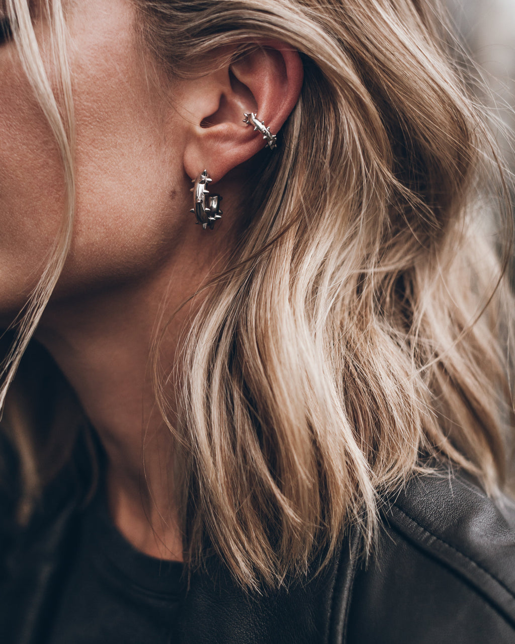 The Thorn Hoops The Thorn Ear Cuff Berlin Jacqueline - Product photo
