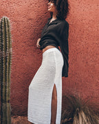 The White Long Knitted Skirt The Black Loose Longsleeve Shirt Mexico Guindi - Product photo