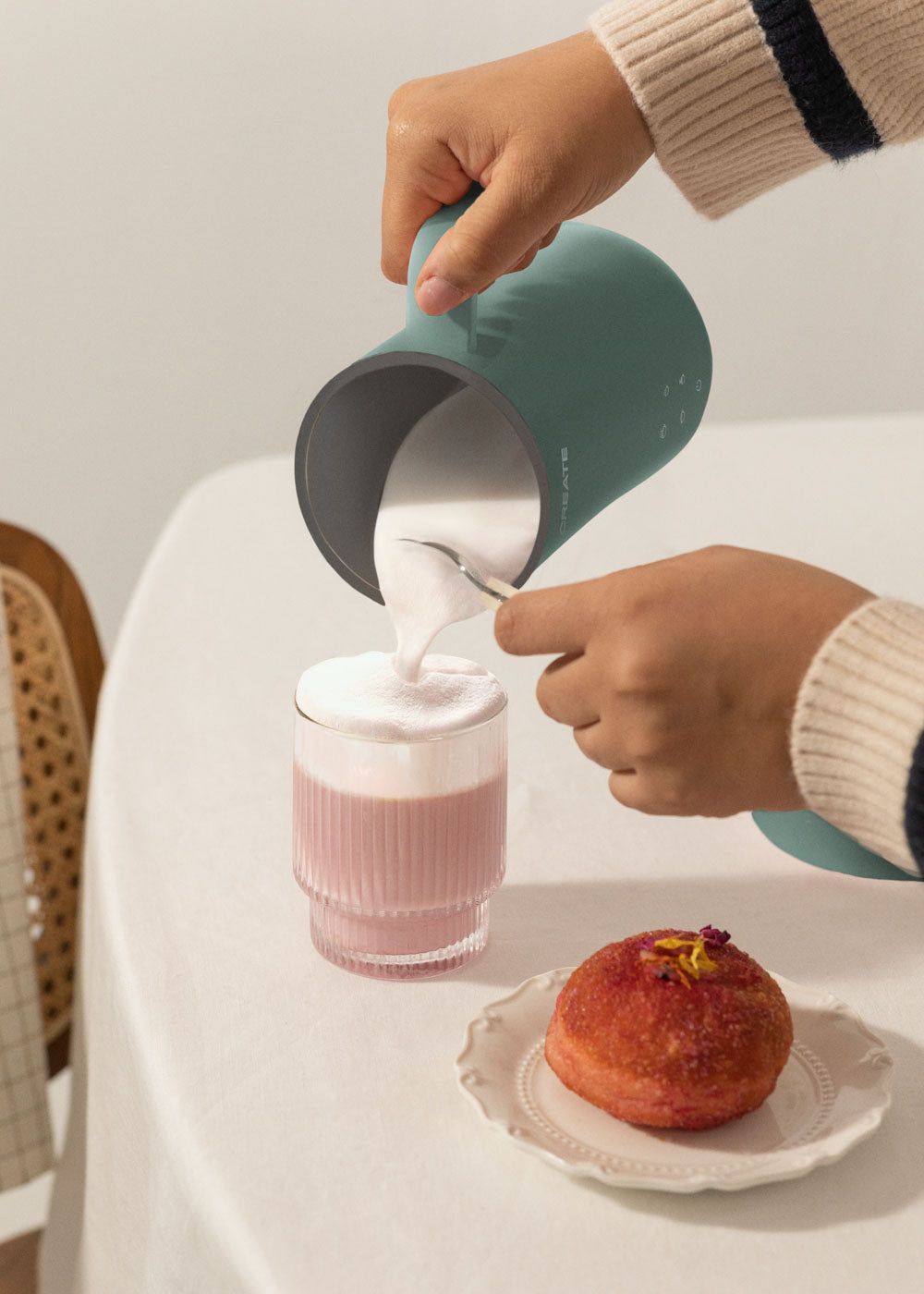 Milk Frother Studio - Milk Frother & Milk Heater - Sage Green