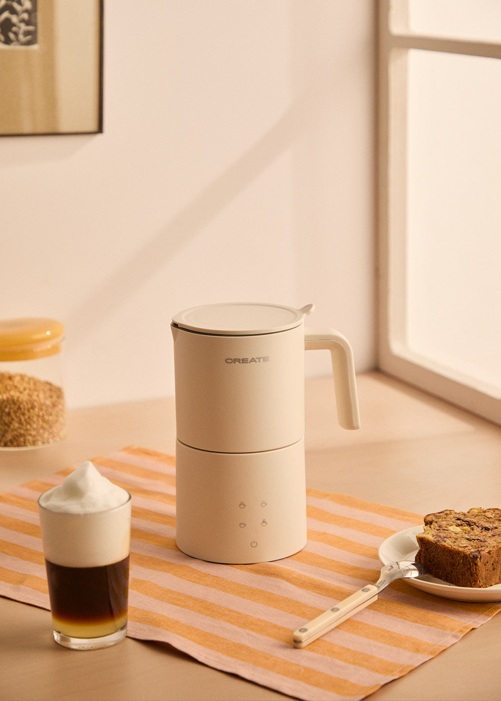 Milk Frother Studio Pro - Dishwasher-Safe Milk Frother & Heater - Off-White