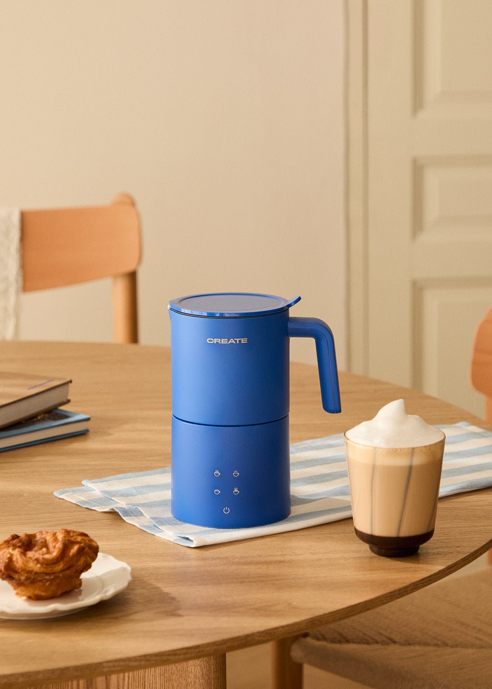 Milk Frother Studio Pro - Dishwasher-Safe Milk Frother & Heater - Cobalt Blue